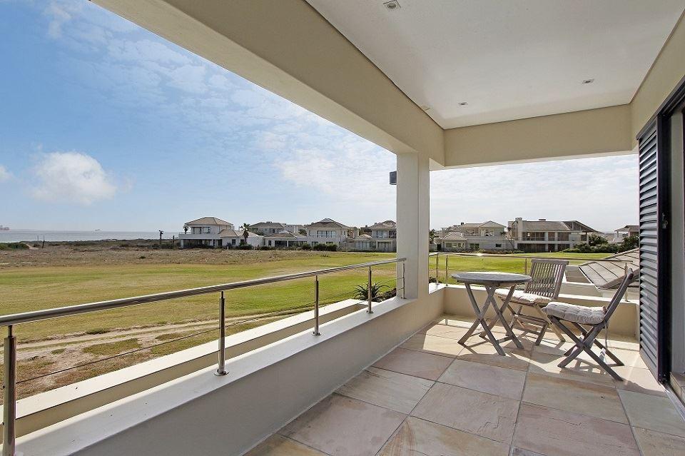 Kite Surfers Villa