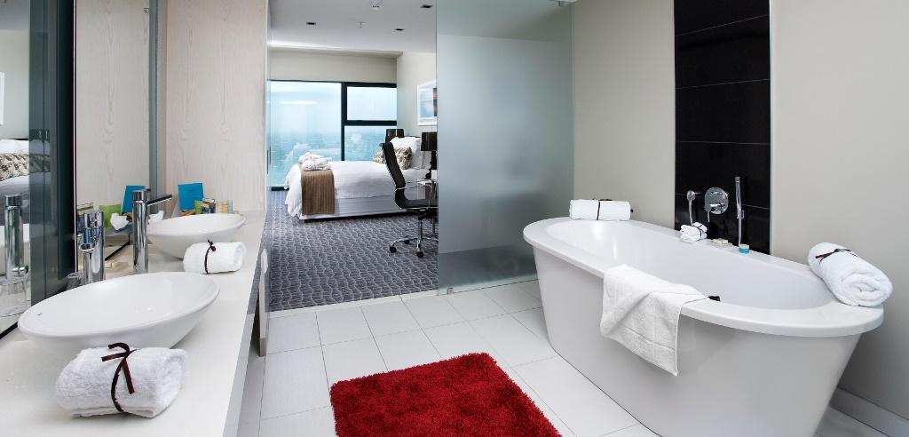 Radisson Blu Port Elizabeth | Secure Your Hotel, Self-Catering, or Bed