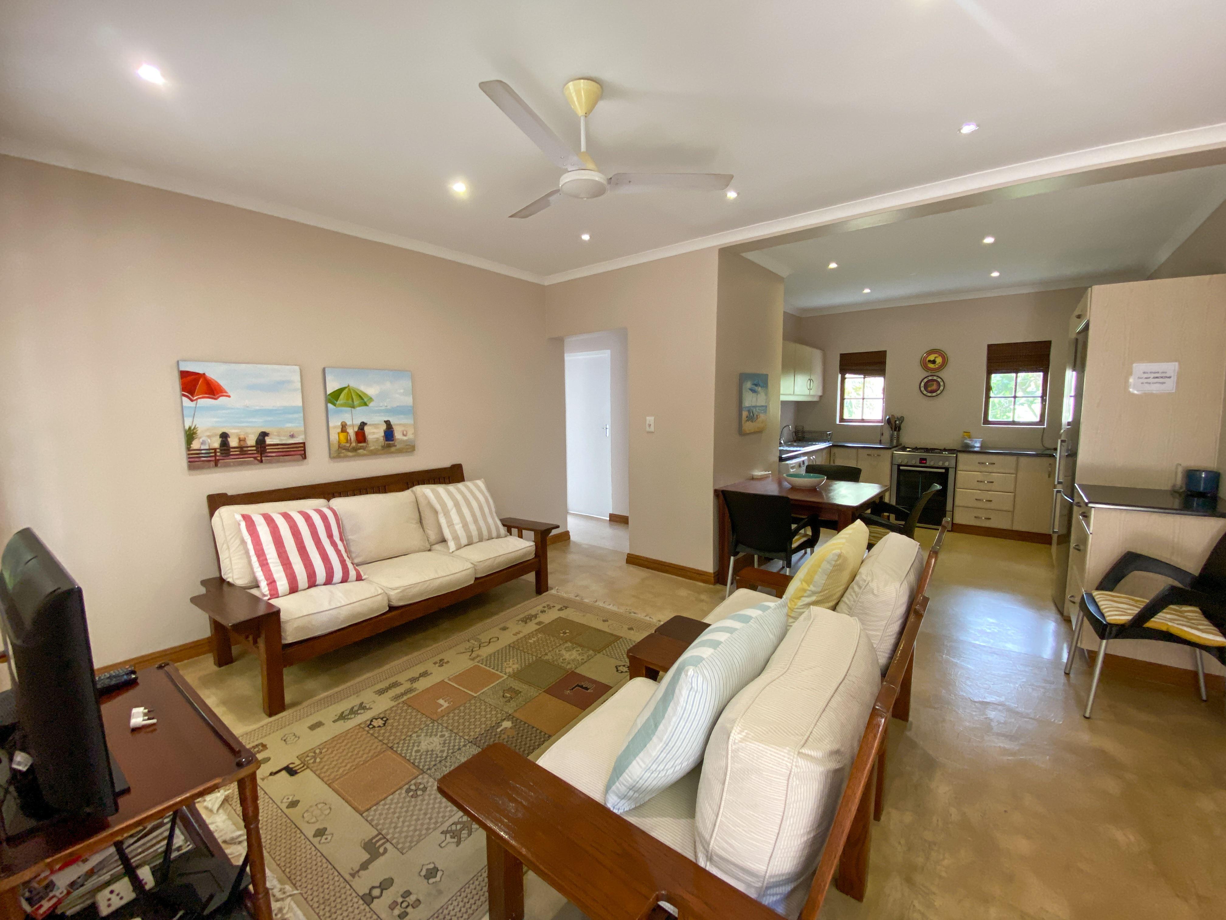 Lagoon Beach Cottage | Salt Rock Accommodation