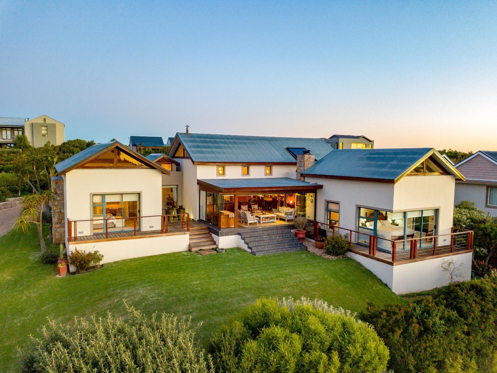 Manhattan Estates - Views For Days | Self-catering Plettenberg Bay