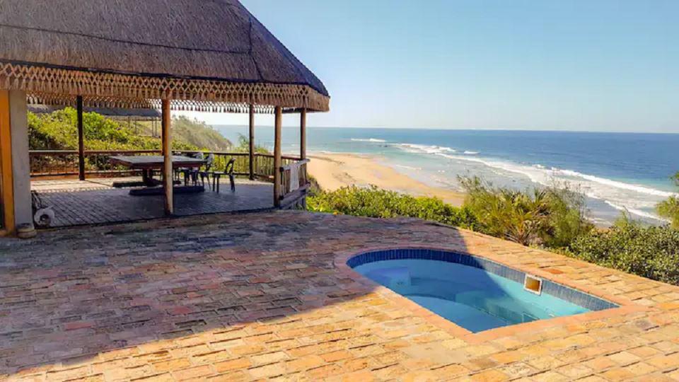 Coral Beach House 2