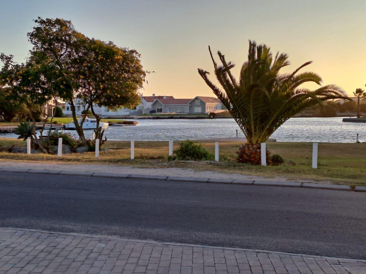 Little Marina - Pet Friendly | Accommodation Port Owen