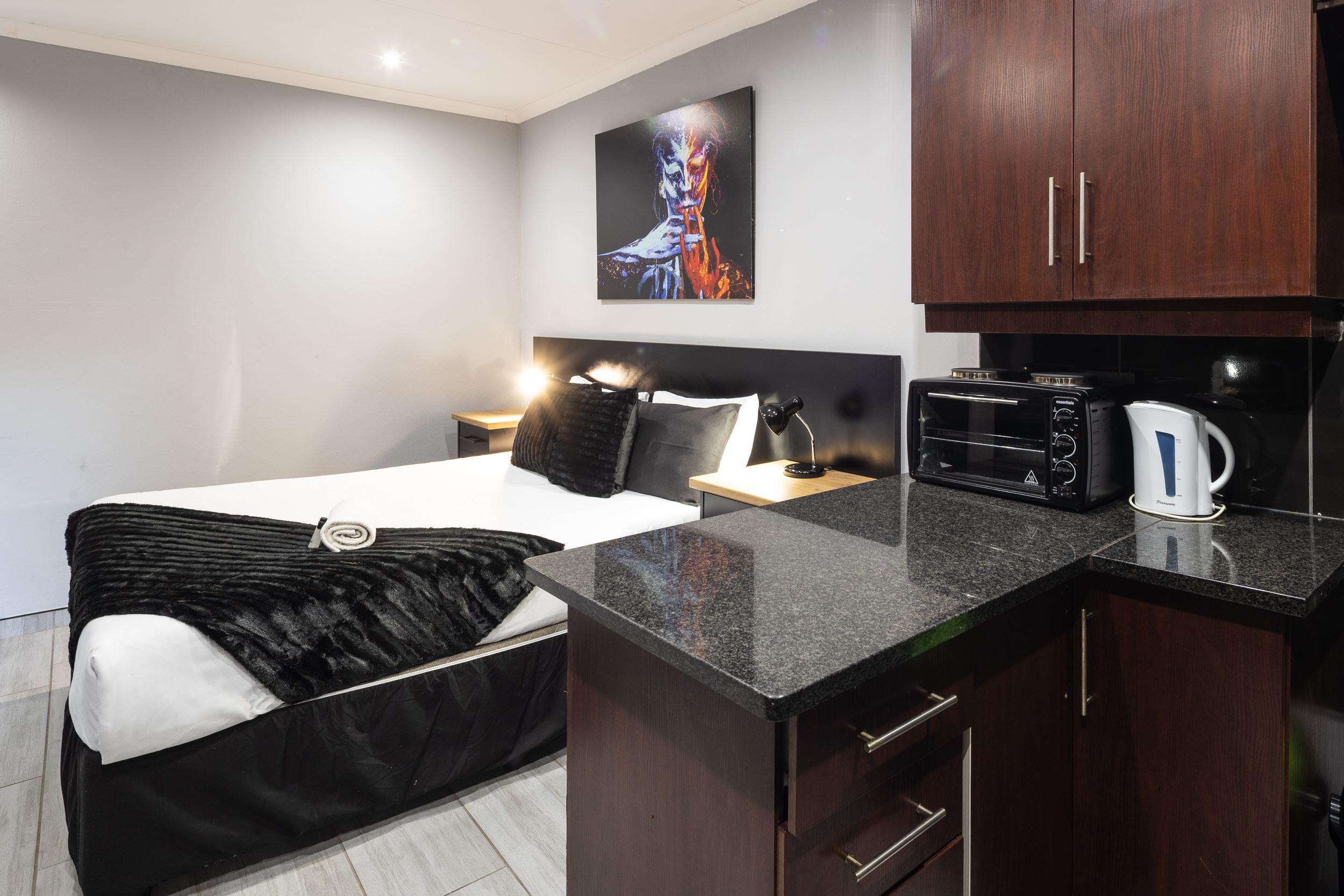 Fire and Ice Guesthouse | Hotels Lephalale