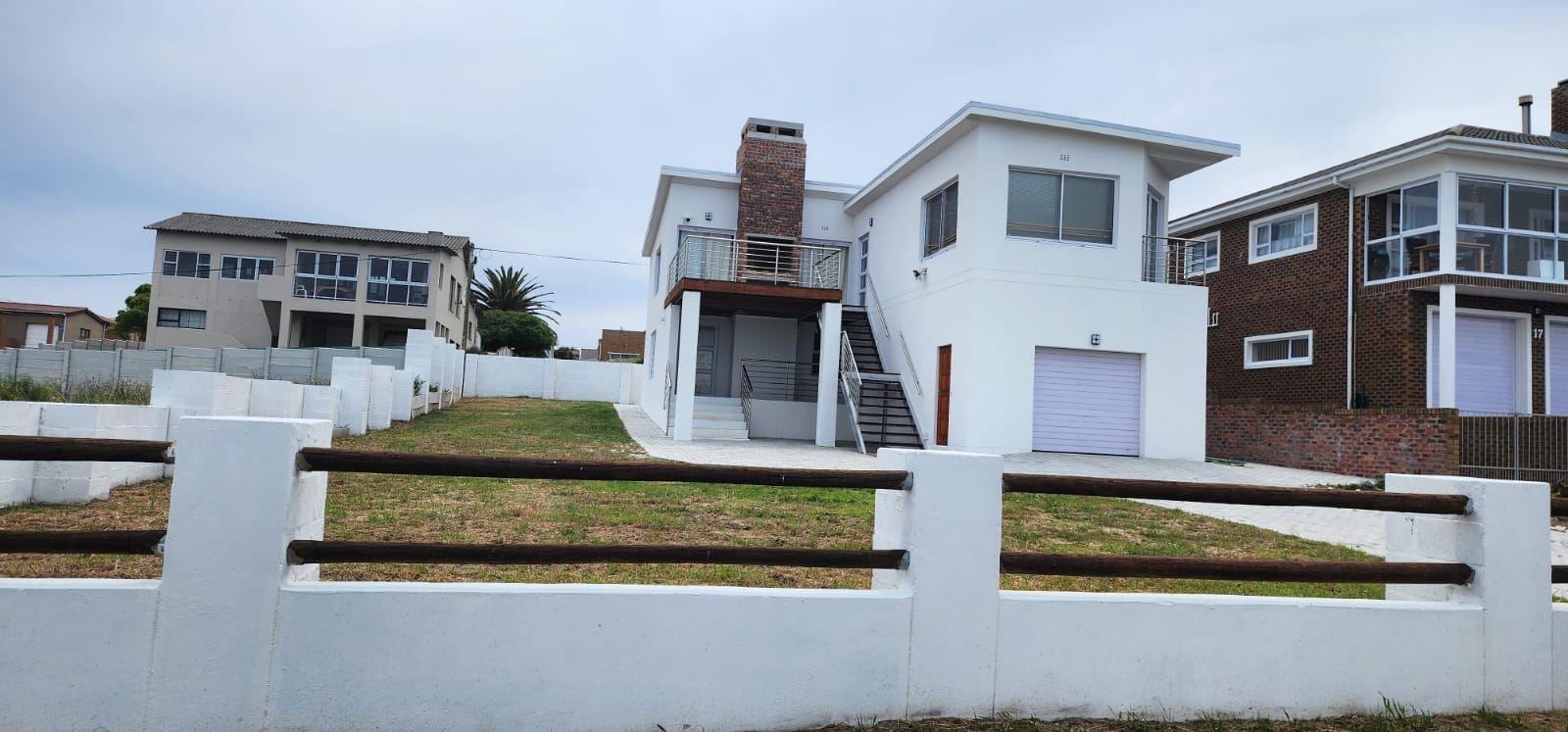 15 on roux | Accommodation Gansbaai