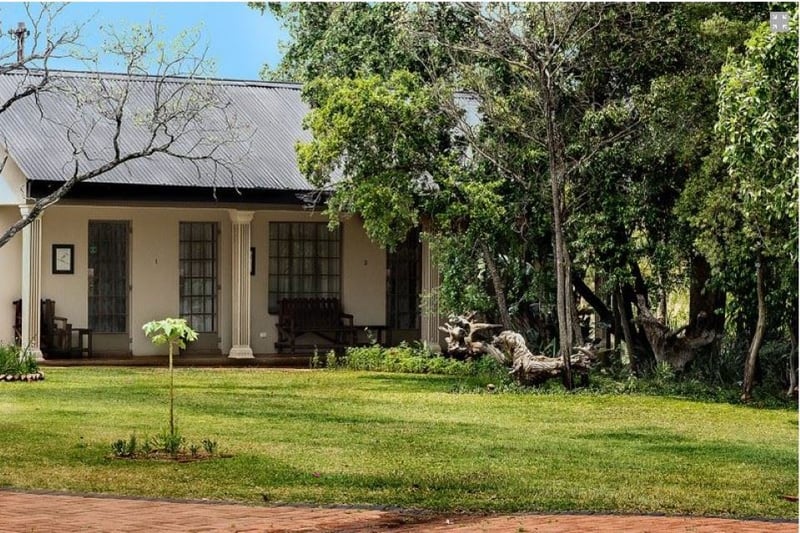 Dinonyane Lodge | Secure Your Holiday, Self-Catering, or Bed and ...