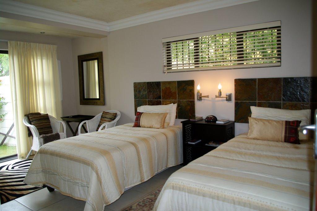 Crystalvilla Guest House | West Beach Accommodation