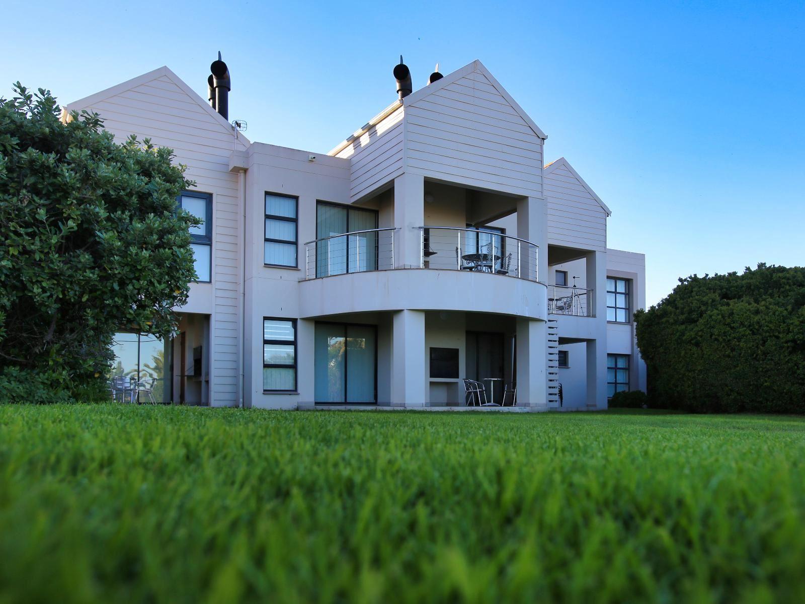 Ellefsen Golf Suite 106, Langebaan, 4-sleeper | Seaview Park Accommodation