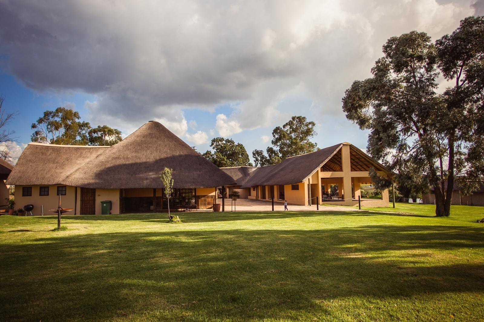 Thakhu Brunfelsia | Secunda Accommodation