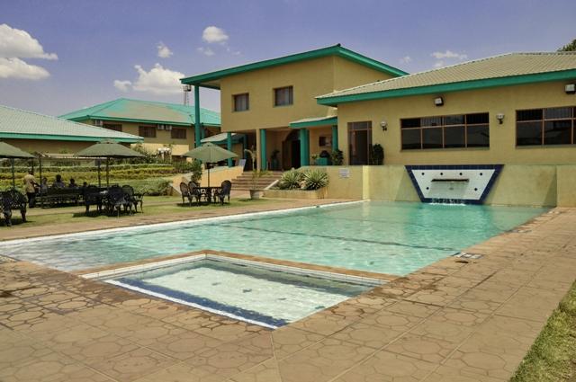 Crossroads Hotel