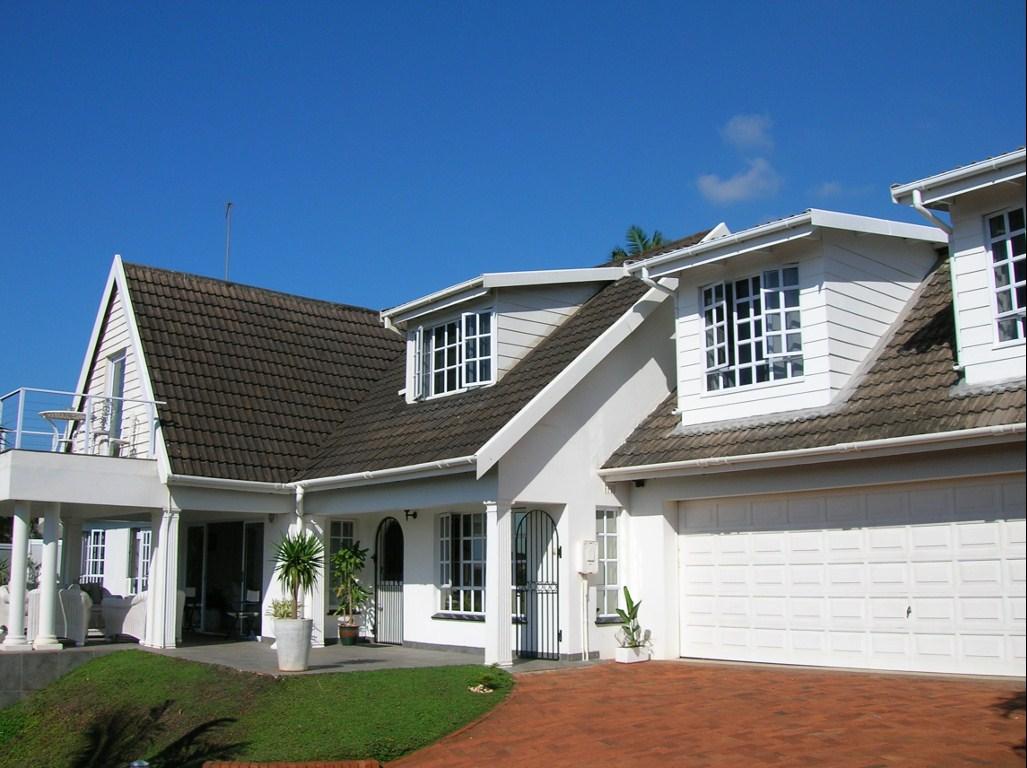 Shelbourne Lodge | Accommodation La Lucia