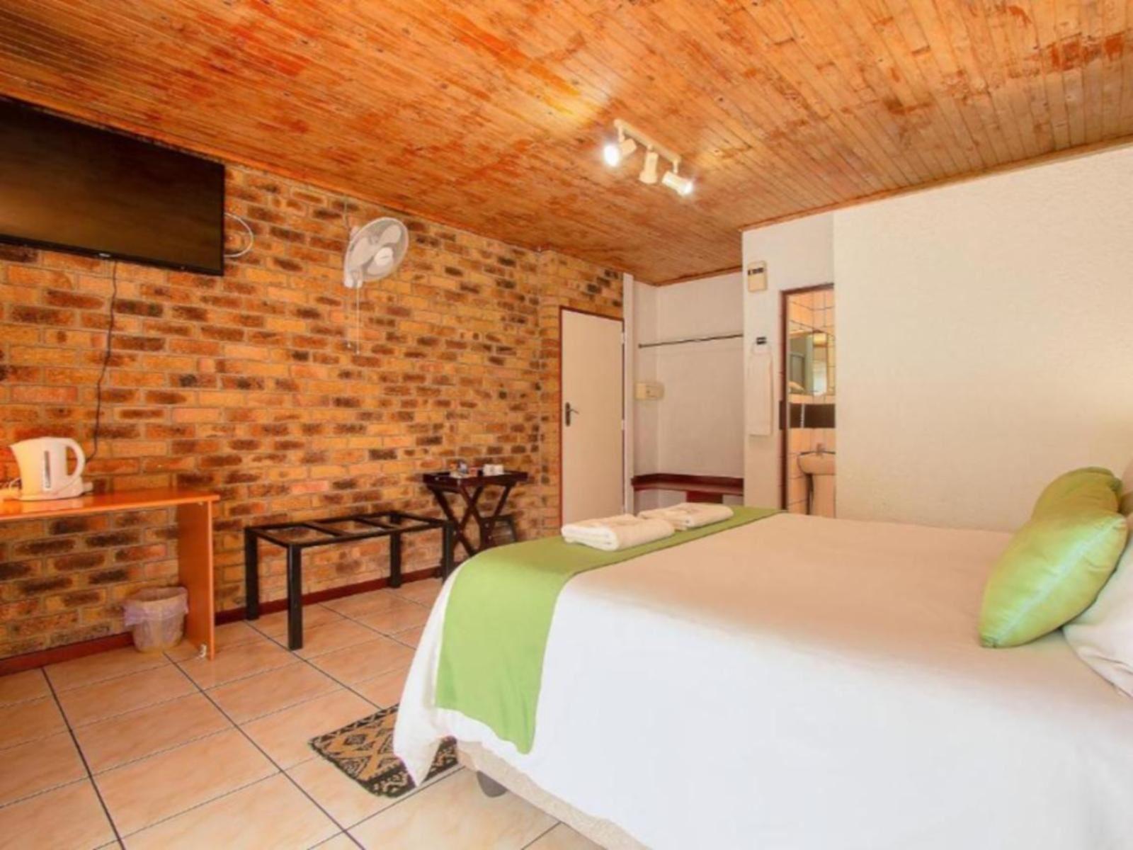 Airport Game Lodge | Bredell Accommodation