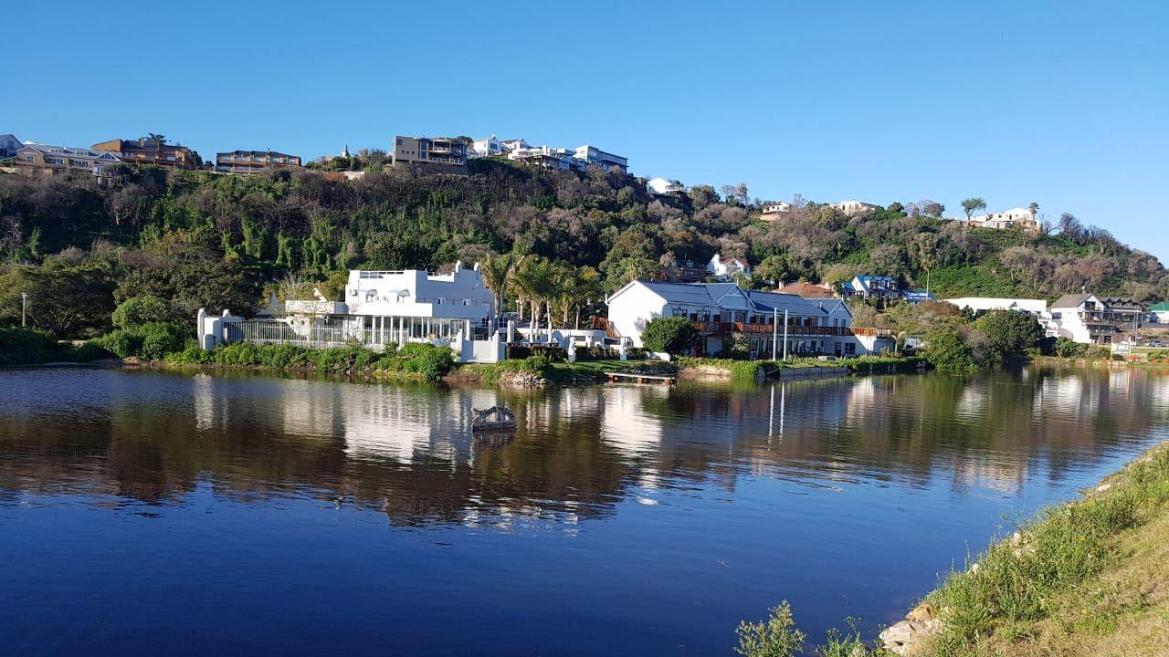 On The Estuary | Accommodation Paradise