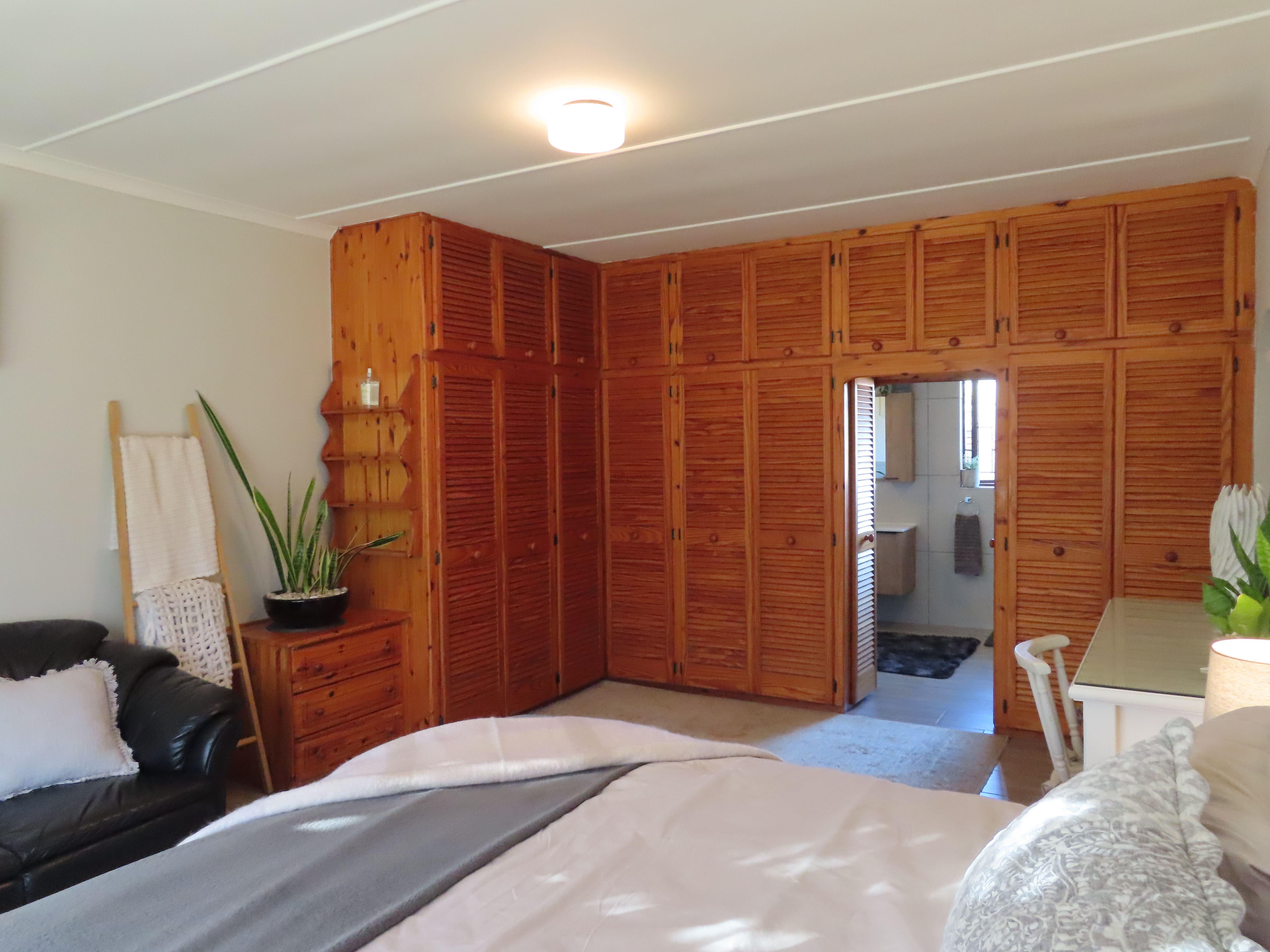 Chameleon Cove | Solar Beach Accommodation