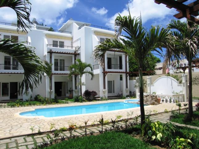 Aqua sur Mer Complex | Trou aux Biches Self-catering