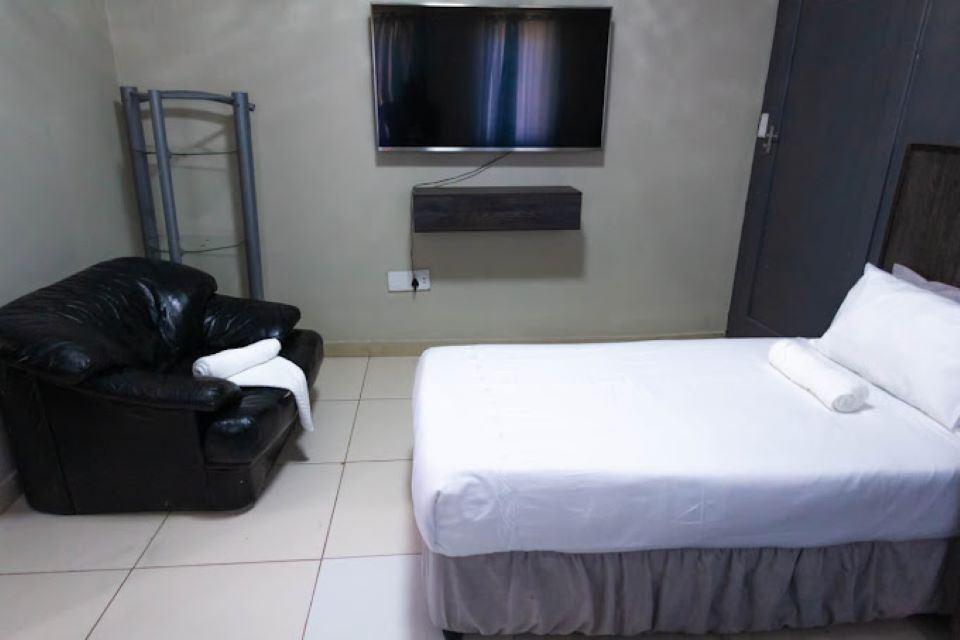 Latona Guest House | Accommodation Kensington