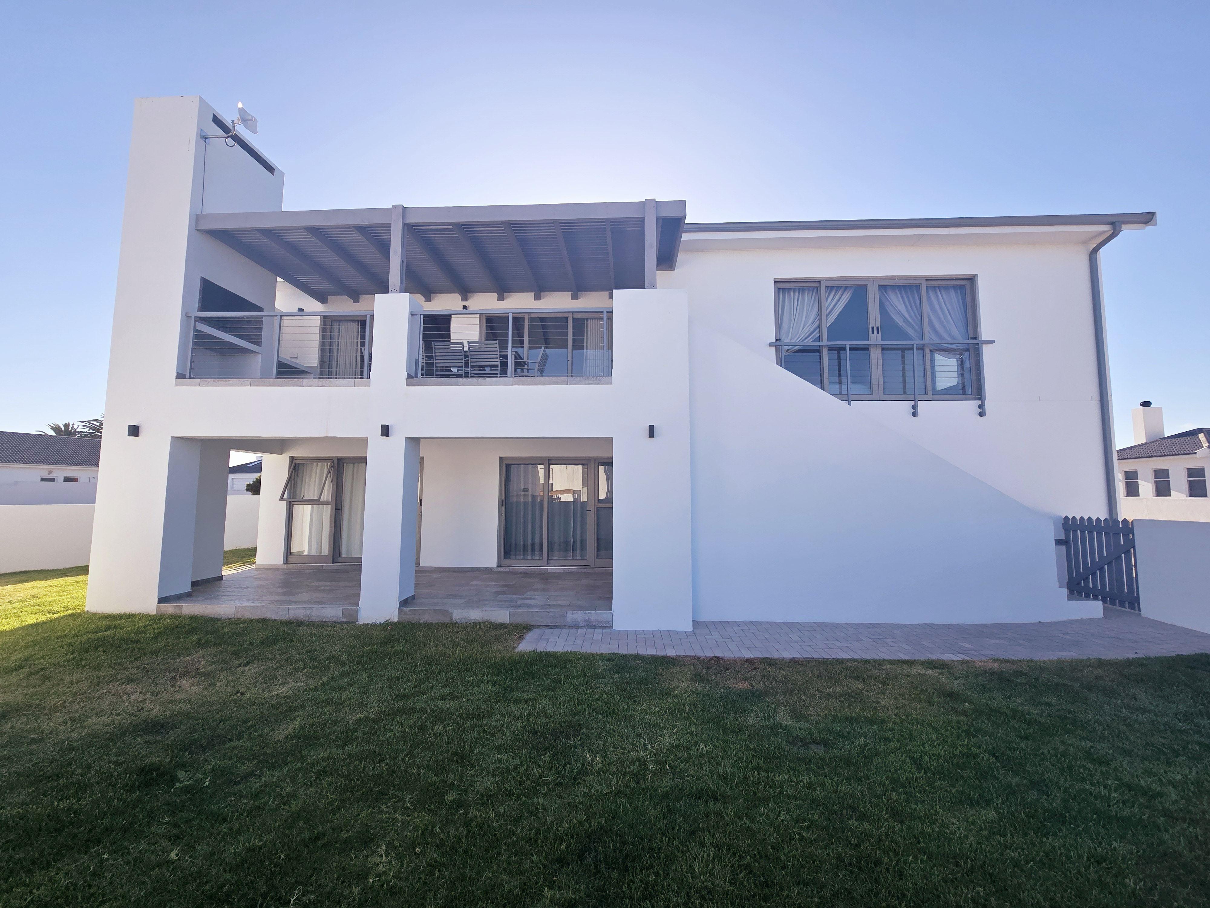 Grace Abounds Holiday Home | Accommodation Shelley Point