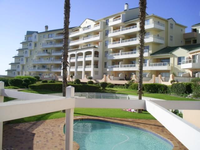 Emerald Bay Greenways Executive Apartment | Accommodation Strand