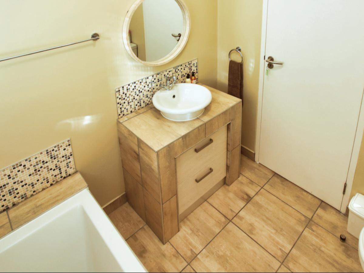 Salumbi, Langebaan, 4-sleeper | Specials Langebaan Country Estate