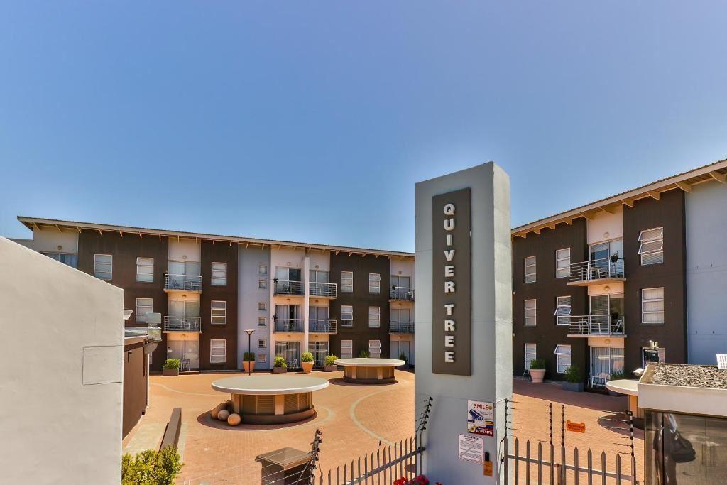 Wink Quiver Tree | Lodges Stellenbosch