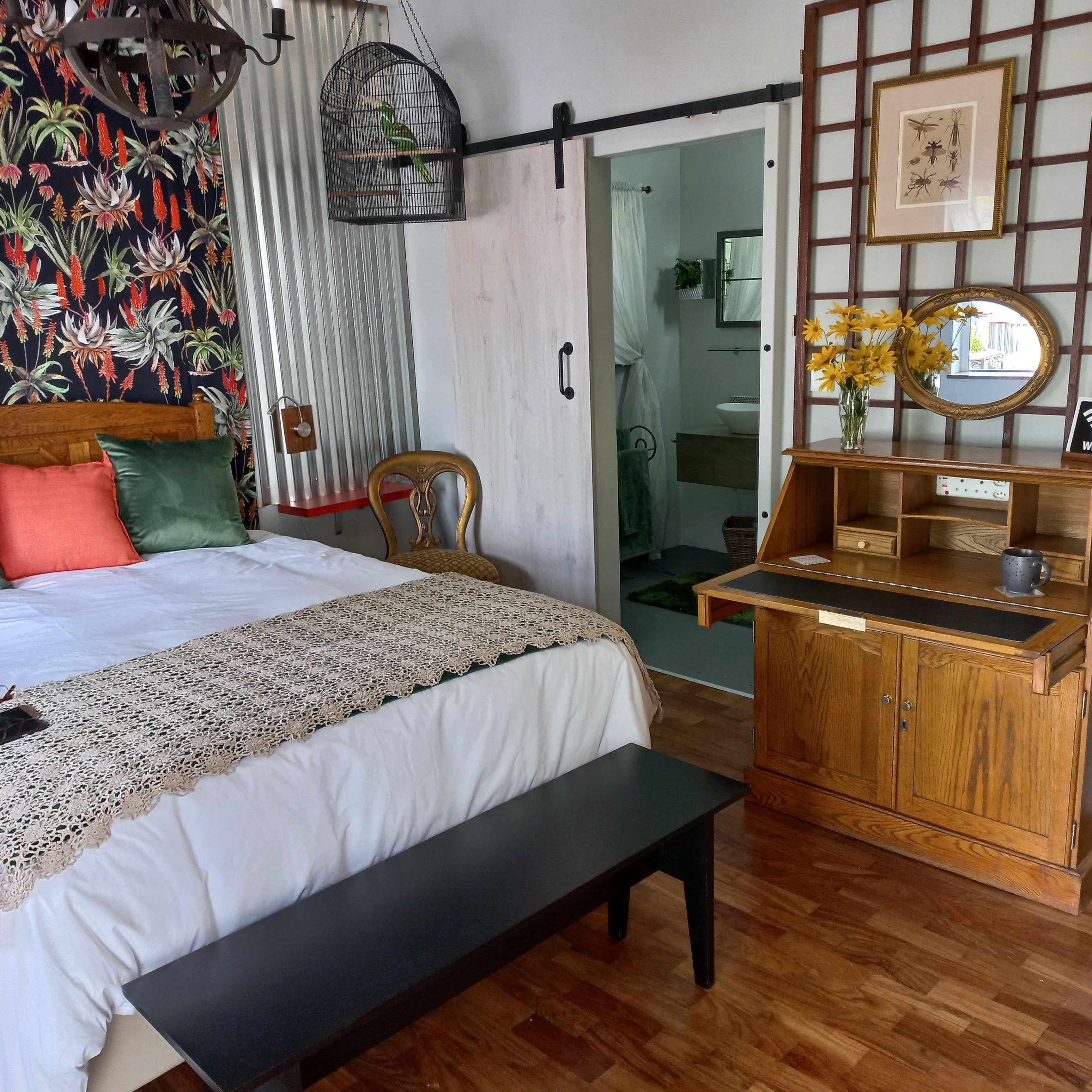Crossley Vintage Cottage | Weltevreden Park Resorts