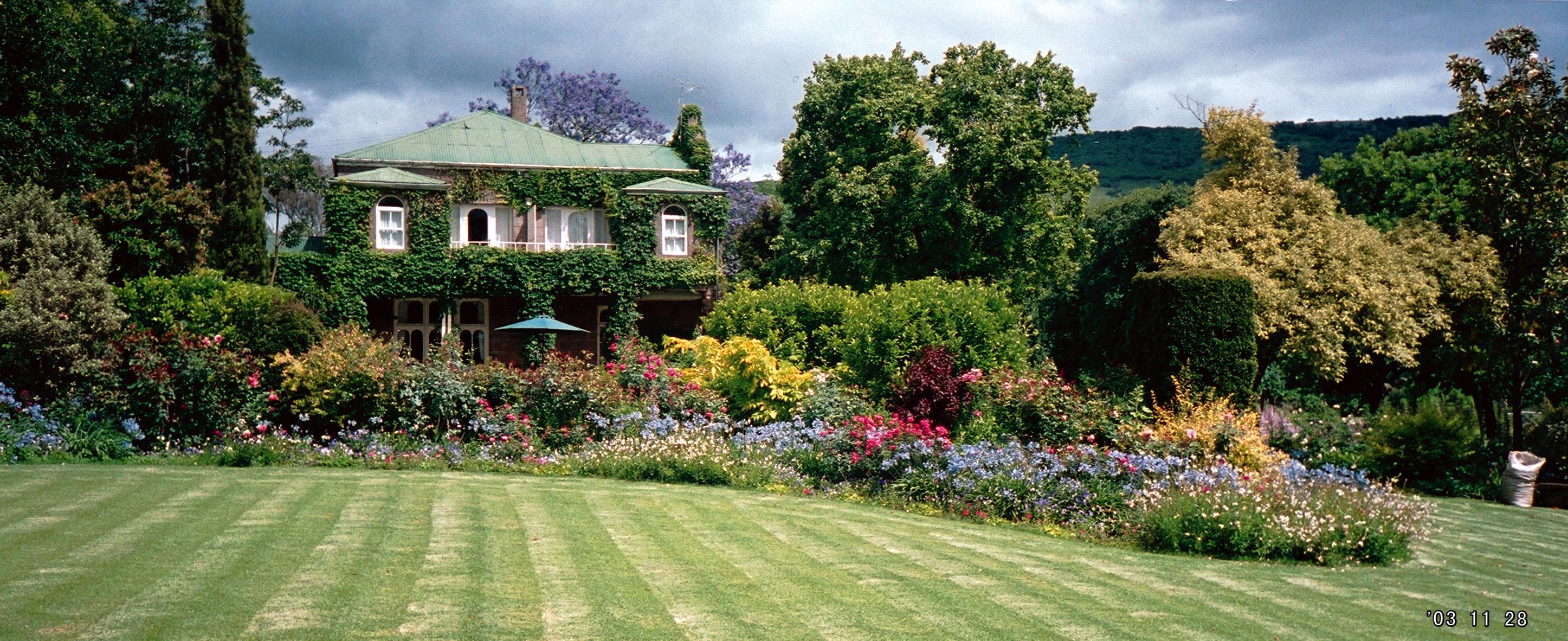 Cavers Country Home | Bedford Accommodation