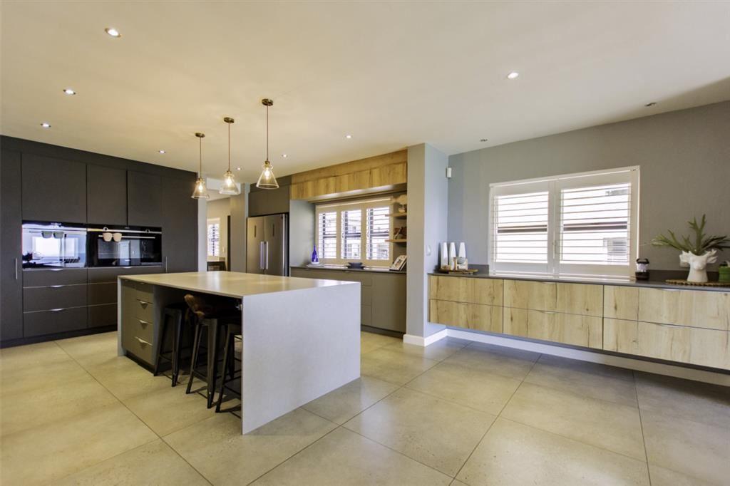 Love, Peace, Water, Langebaan, 8 Sleeper | Accommodation Langebaan Country Estate