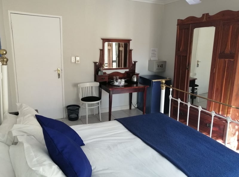 3 Palms Cape B & B Cape Town | Budget Accommodation Deals And Offers ...