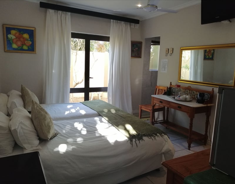 3 Palms Cape B & B Cape Town | Budget Accommodation Deals And Offers ...