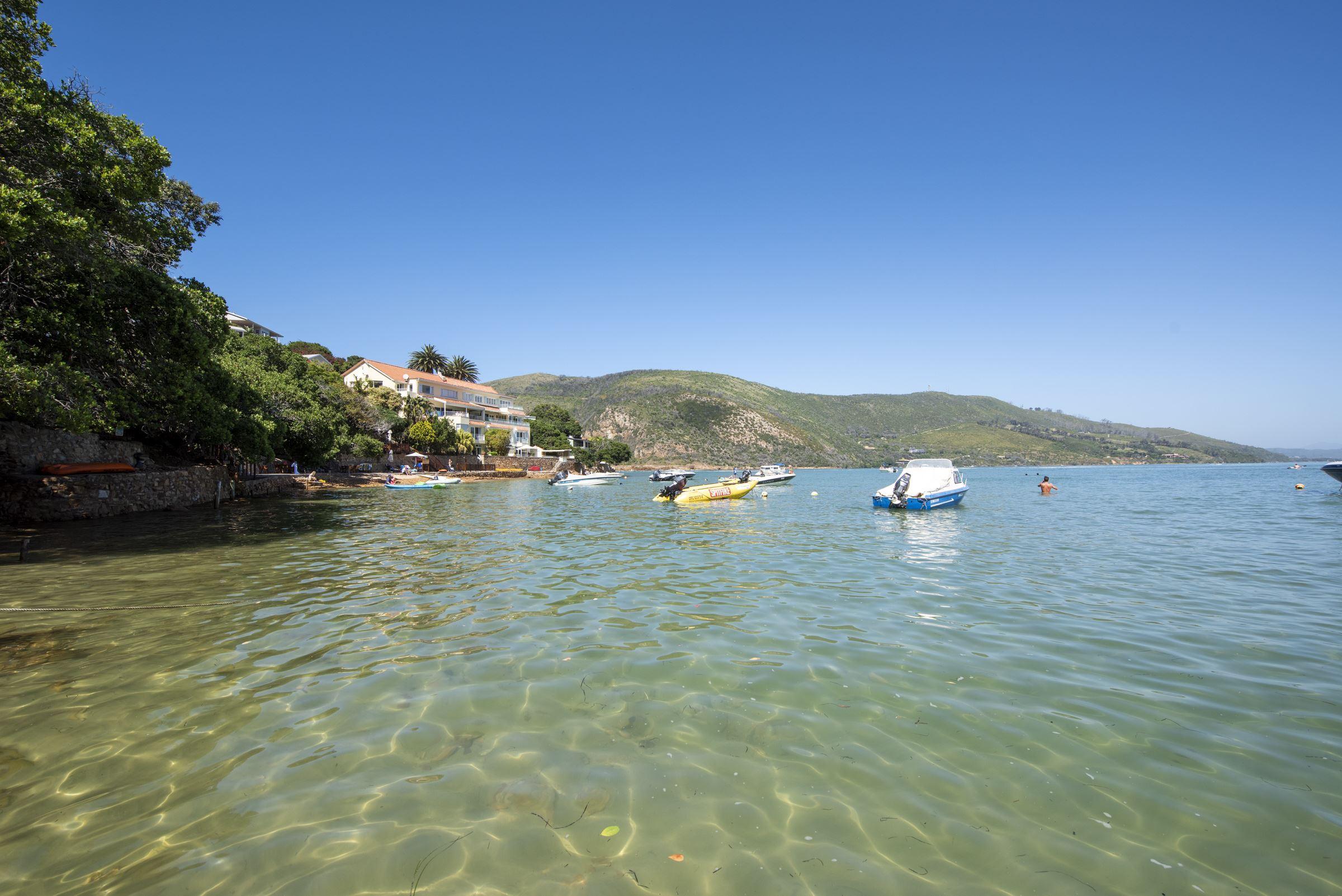 Under Milkwood | The Heads Accommodation