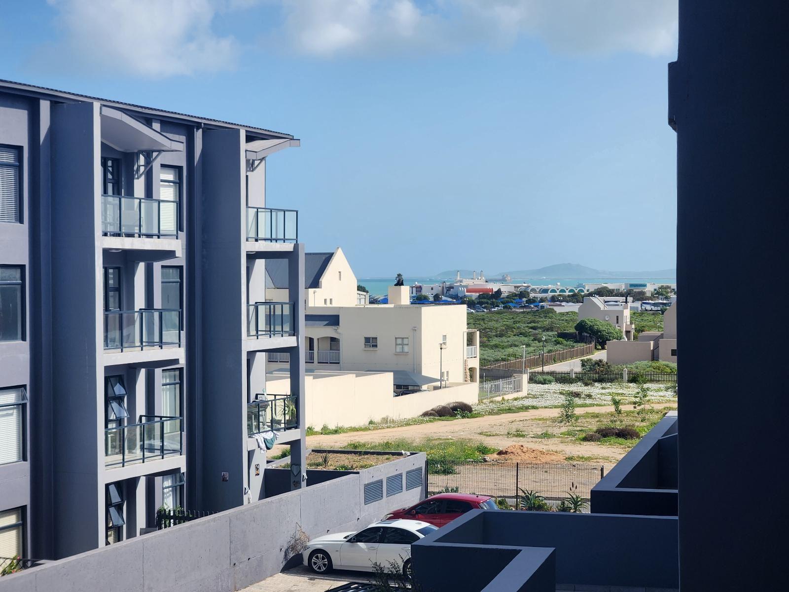 Millennial Arch @ 52 Aparthotel | Accommodation Long Acres Country Estate