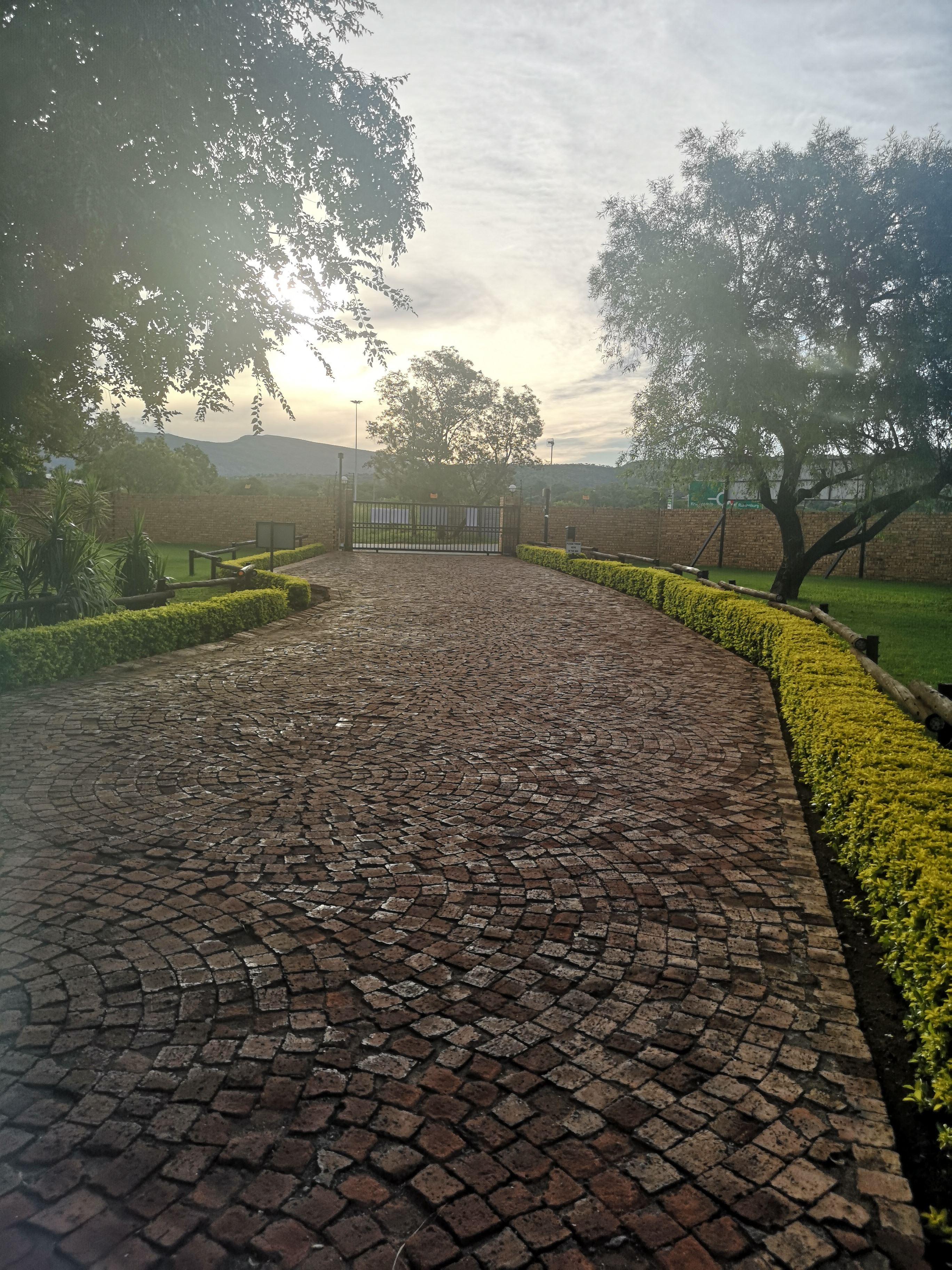 Pine Inn Lodge | Accommodation Rustenburg