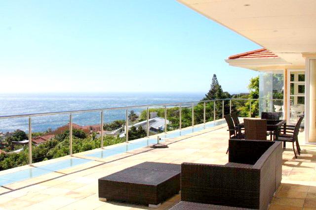 Azure Blue- Luxury Llandudno Villa | Llandudno Accommodation