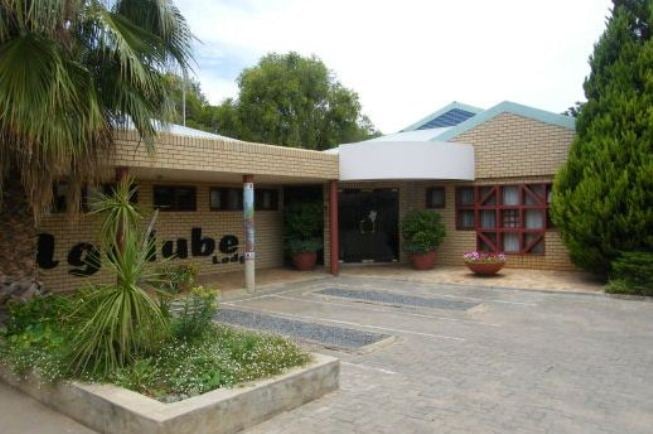 Ngulube Lodge Secure Your Hotel Self Catering Or Bed And Breakfast