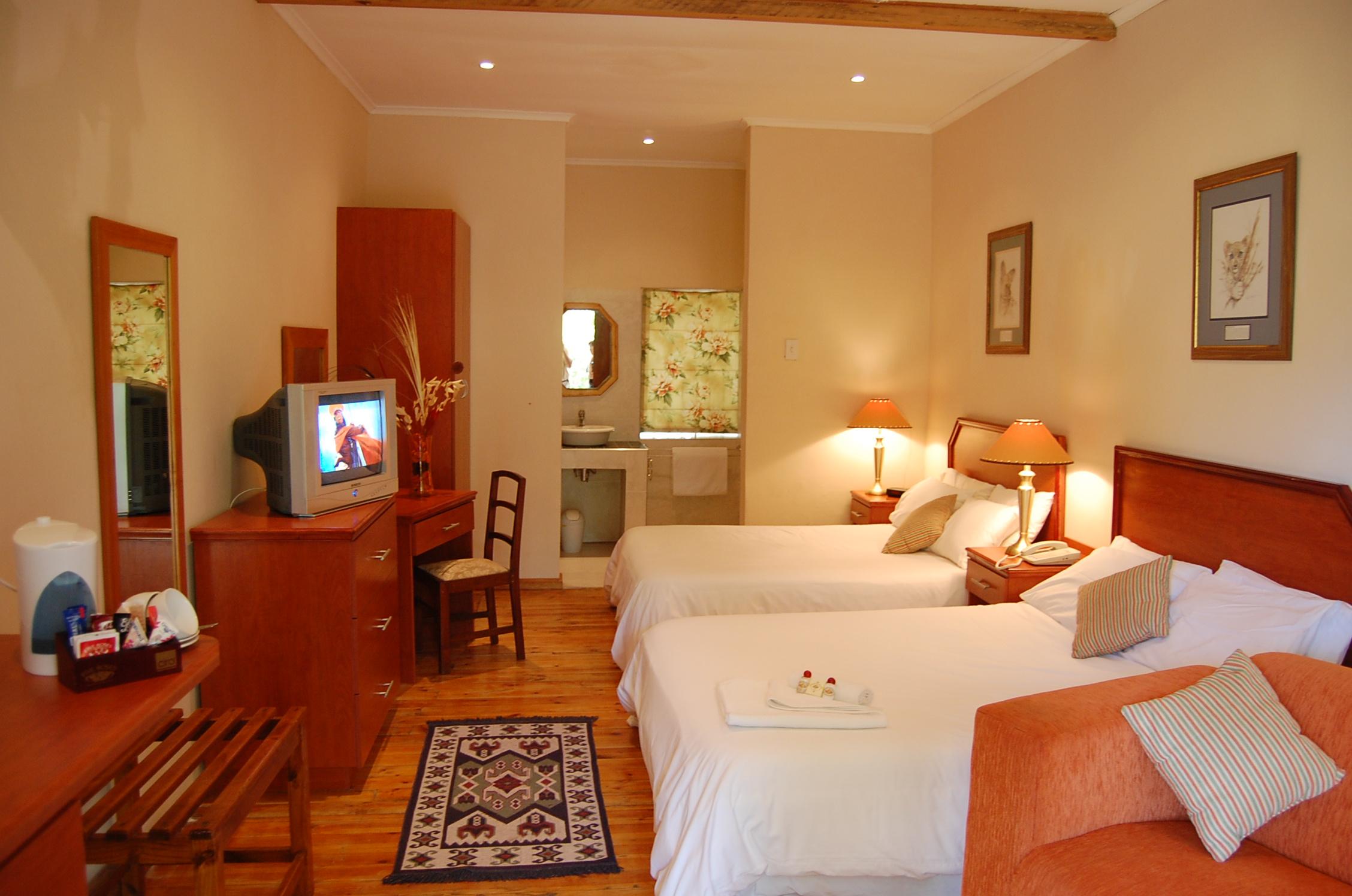 Oak Lodge Guesthouse | Accommodation Grahamstown