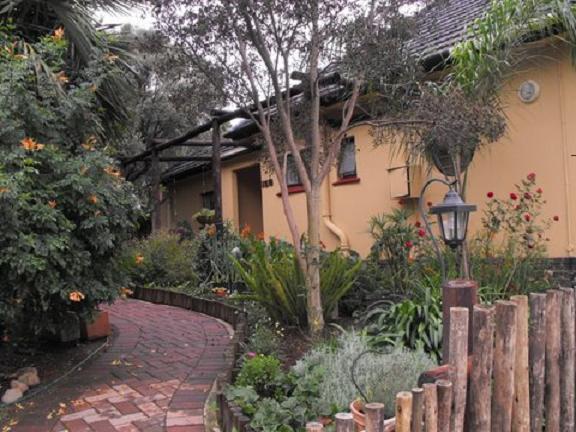 At Home B&B | Estcourt Accommodation