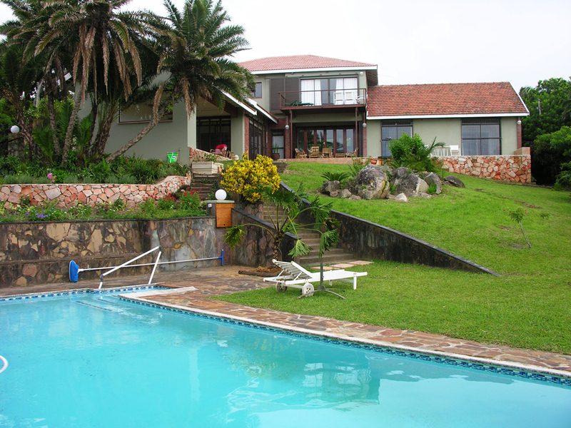 Baven On Sea | Hibiscus Coast beach