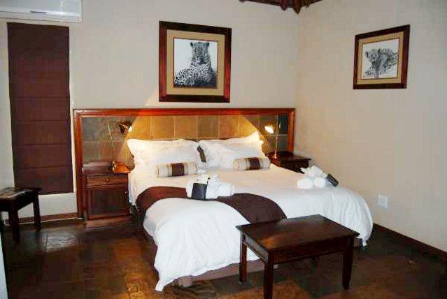 Leopardsong Game Lodge | Dinokeng Game Reserve Accommodation