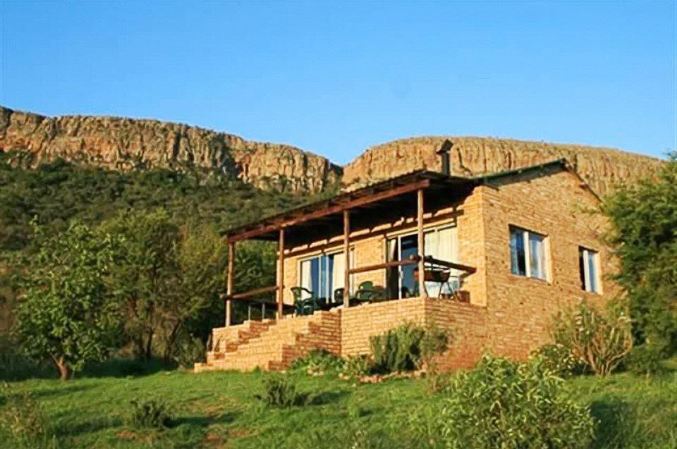 Thirsty Falls Guest Farm | Magaliesburg Specials