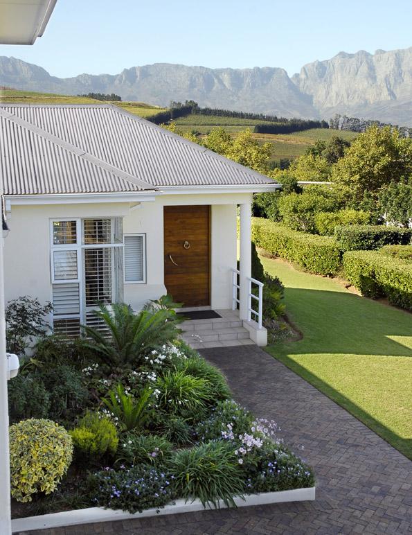 Villa Somerset | Accommodation Erinvale Golf Estate
