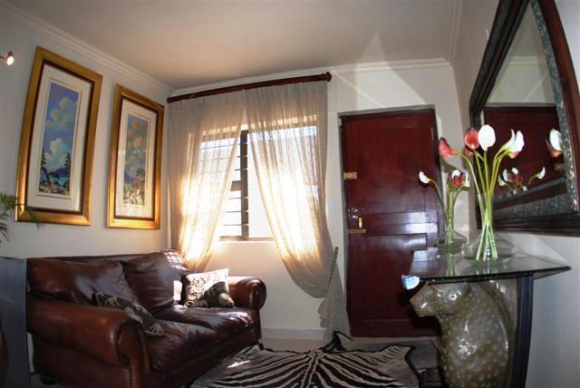 15 On Gordon | Accommodation Strand