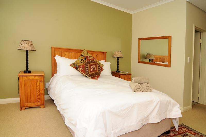 Portico 601 | Accommodation Table View