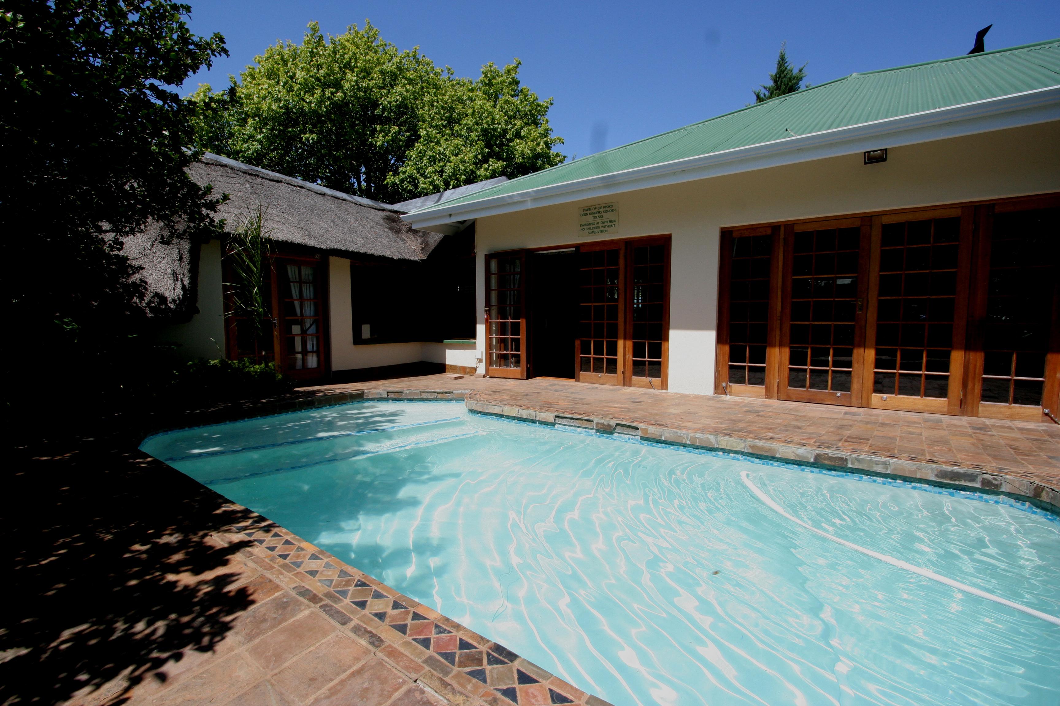 Alchemy Waverley Manor | Accommodation Dan Pienaar