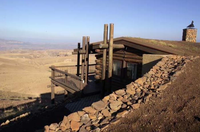 Accommodation at Highlands Mountain Retreat Golden Gate Park SANParks