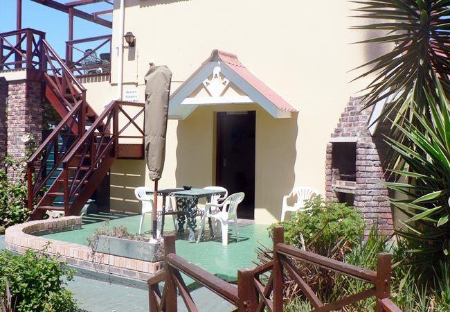 Shelly Beach Cottages | Accommodation Port Alfred