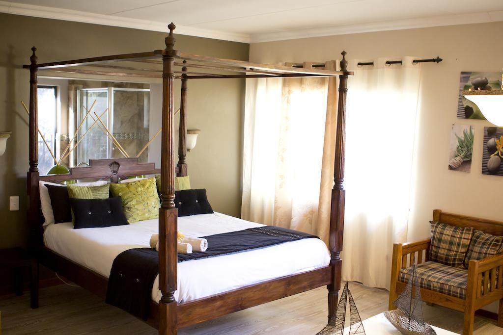 Villa Mexicana Guesthouse | Accommodation Ernestville