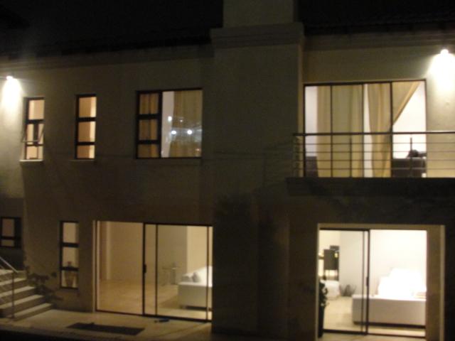 TwentyOne Luxury Homes in Sandton | Lodges Fourways