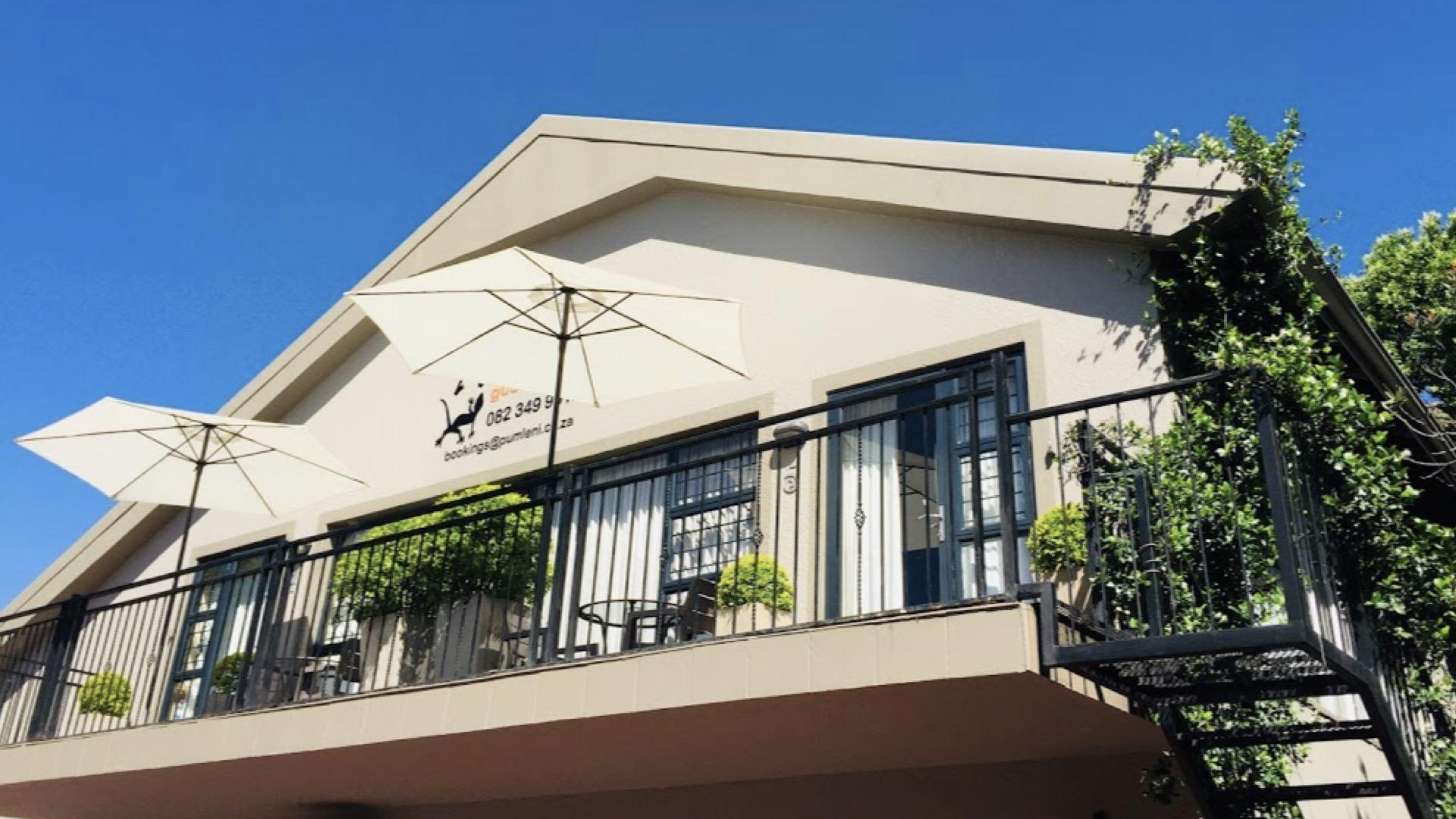 Pumleni Guesthouse | Schoemansville Accommodation