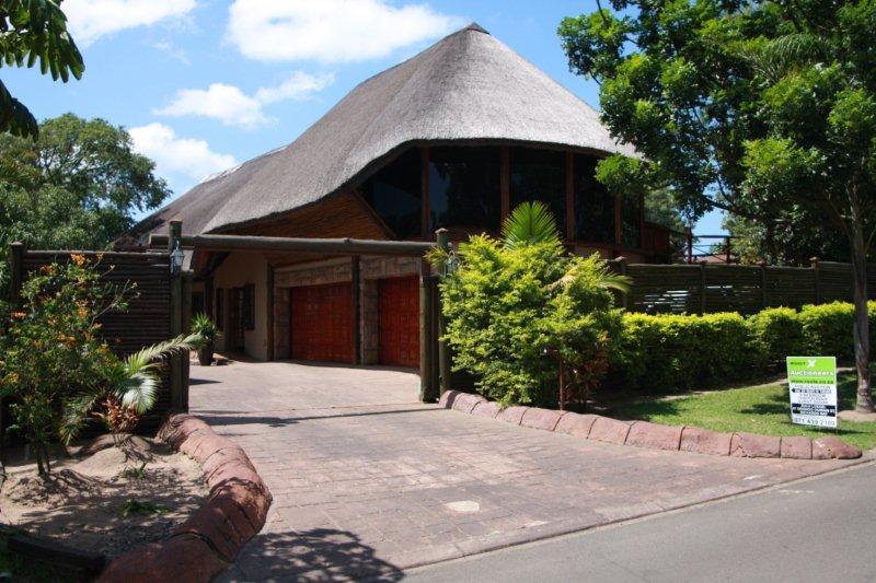 Zulu Lodge | Accommodation Birdswood