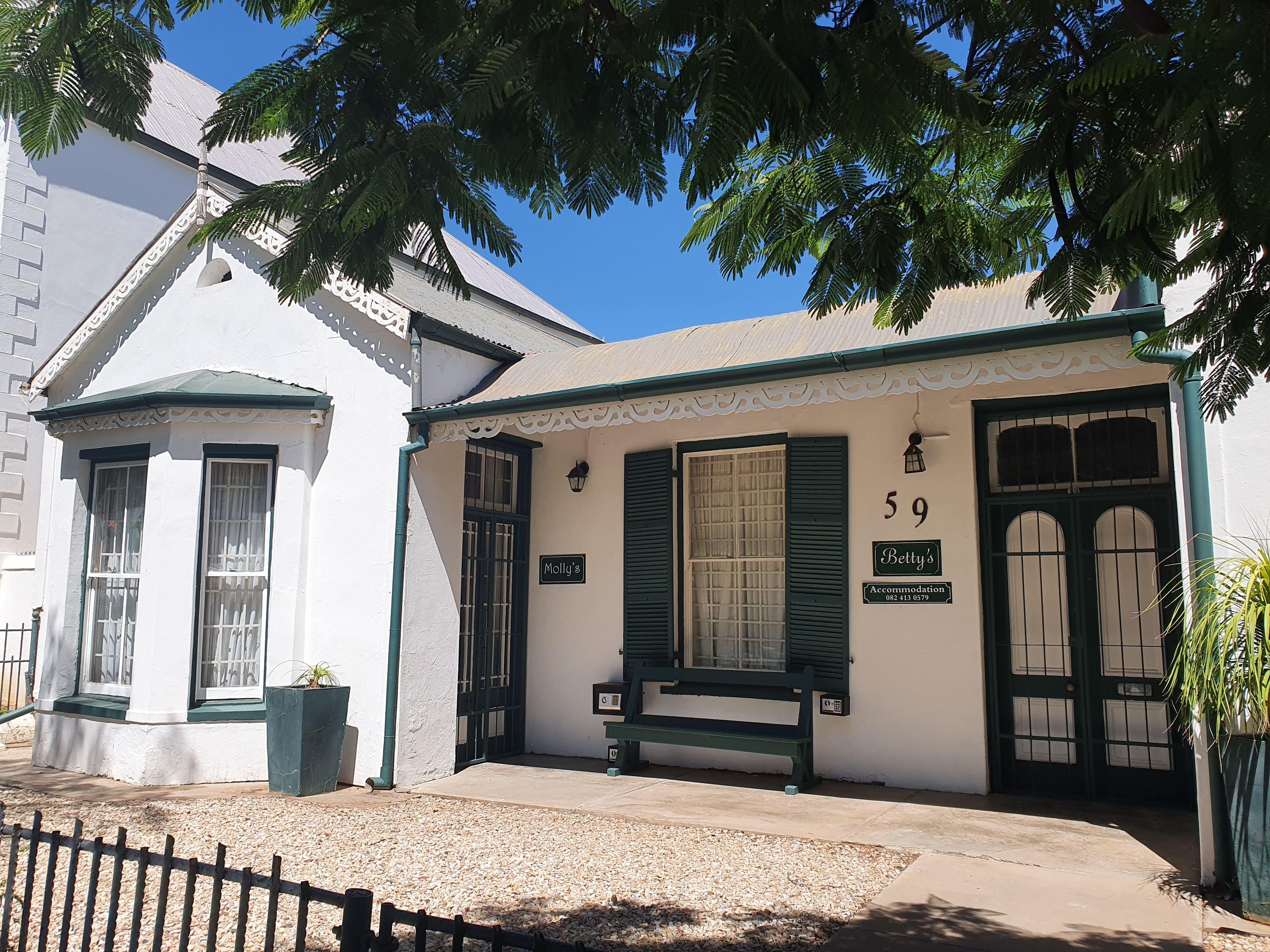 Betty's | Accommodation Graaff-Reinet