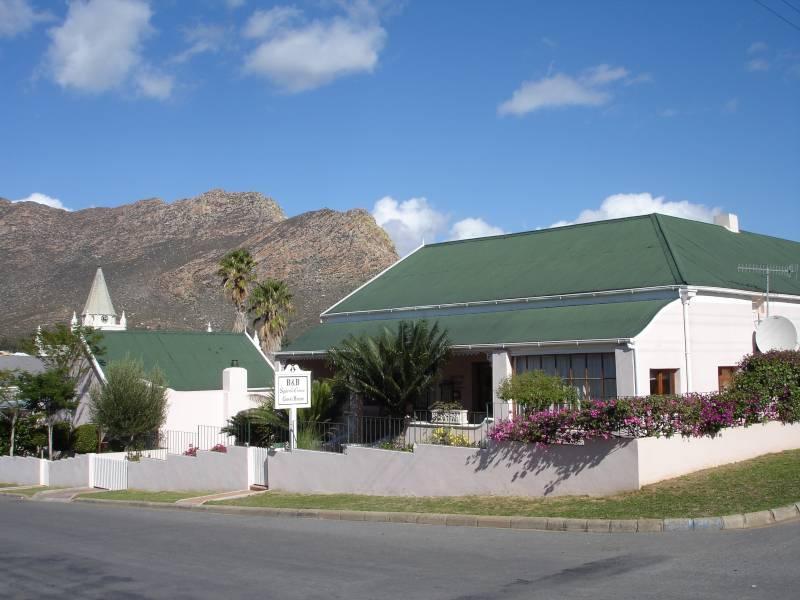 Squirrel's Corner Guest House | Montagu Accommodation